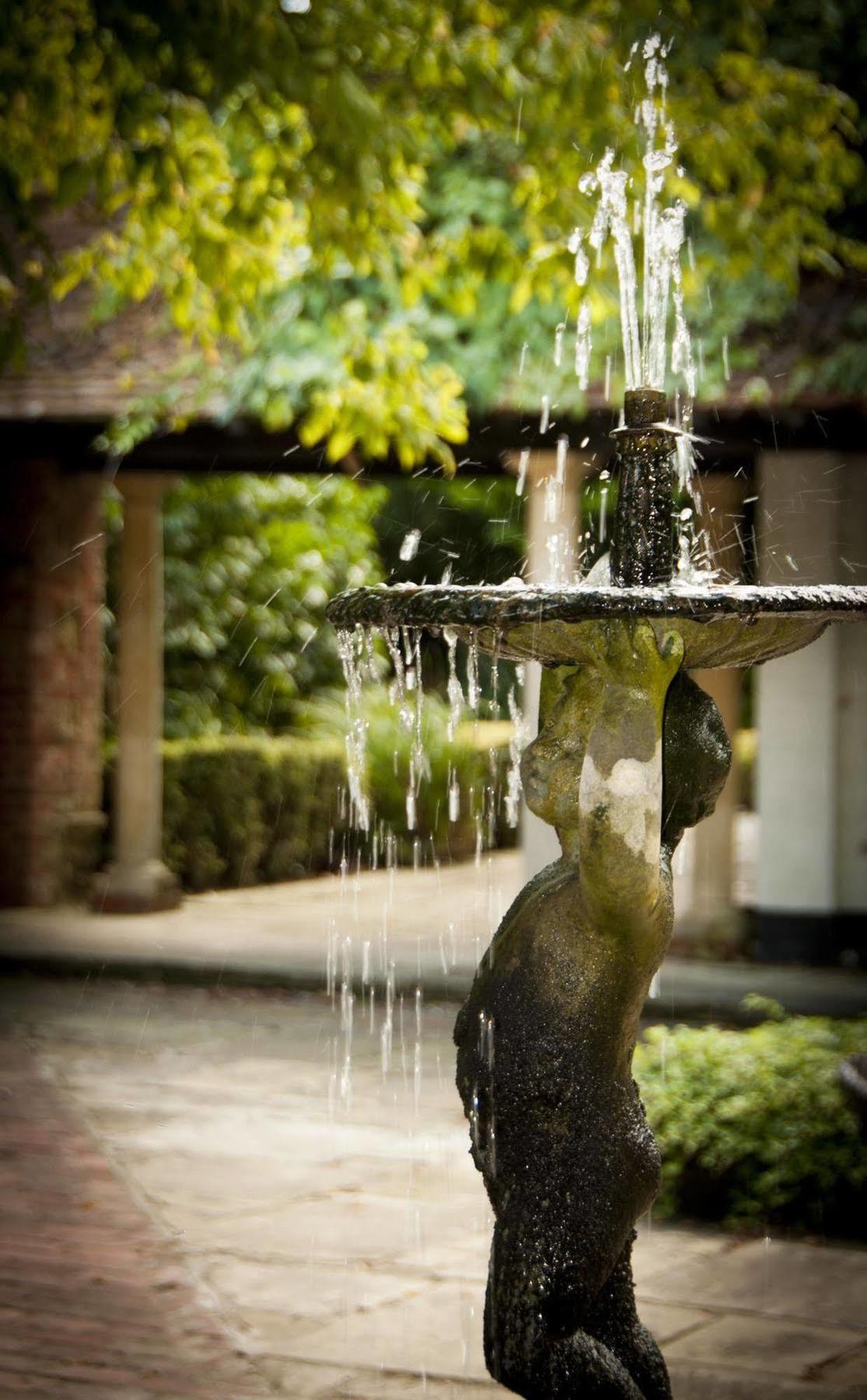 Ghyll Manor Country Hotel Horsham Eksteriør bilde