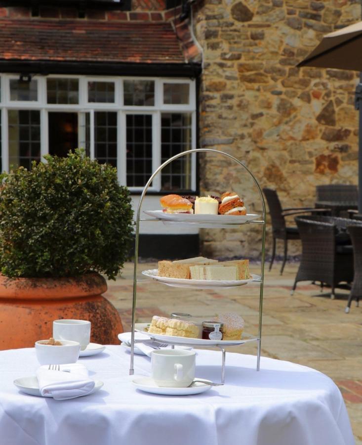 Ghyll Manor Country Hotel Horsham Eksteriør bilde