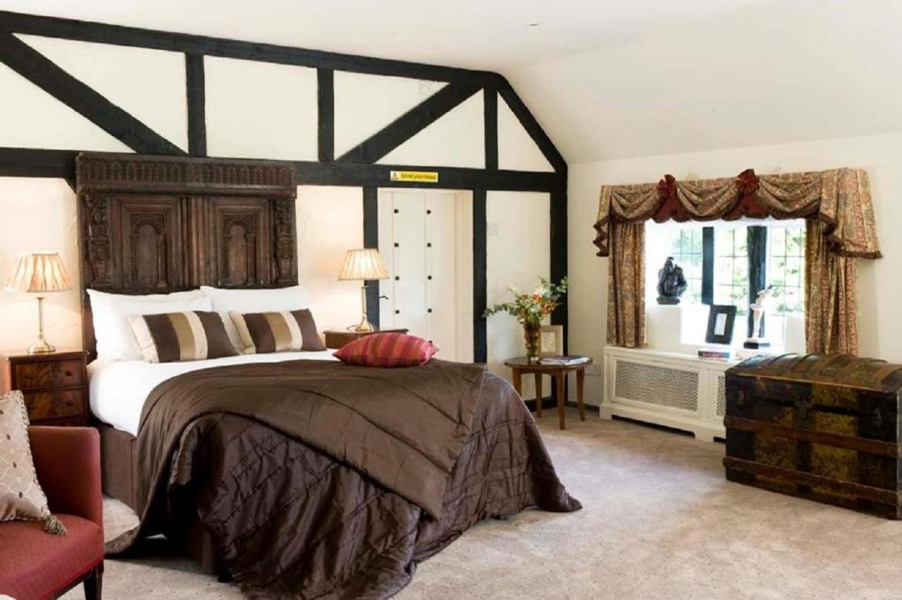 Ghyll Manor Country Hotel Horsham Eksteriør bilde