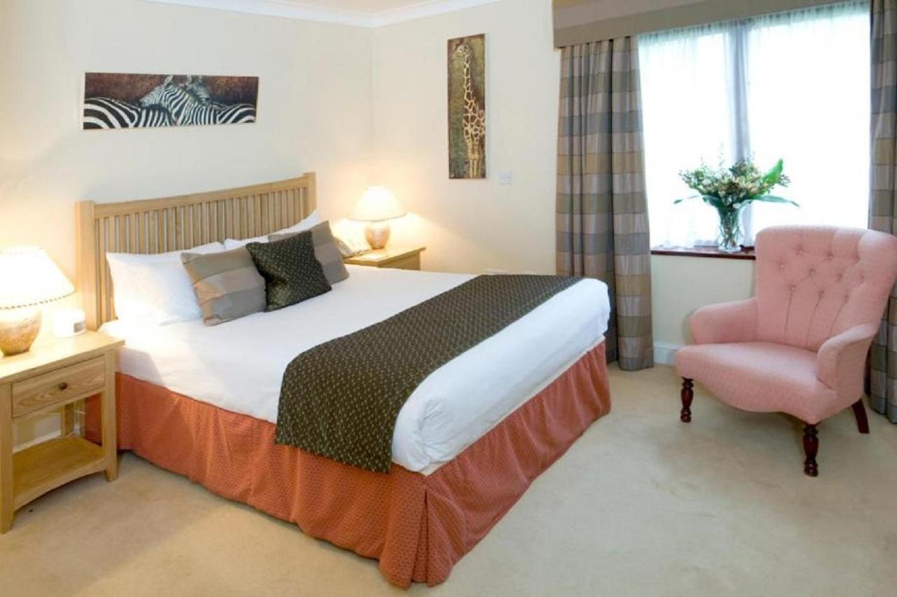 Ghyll Manor Country Hotel Horsham Eksteriør bilde